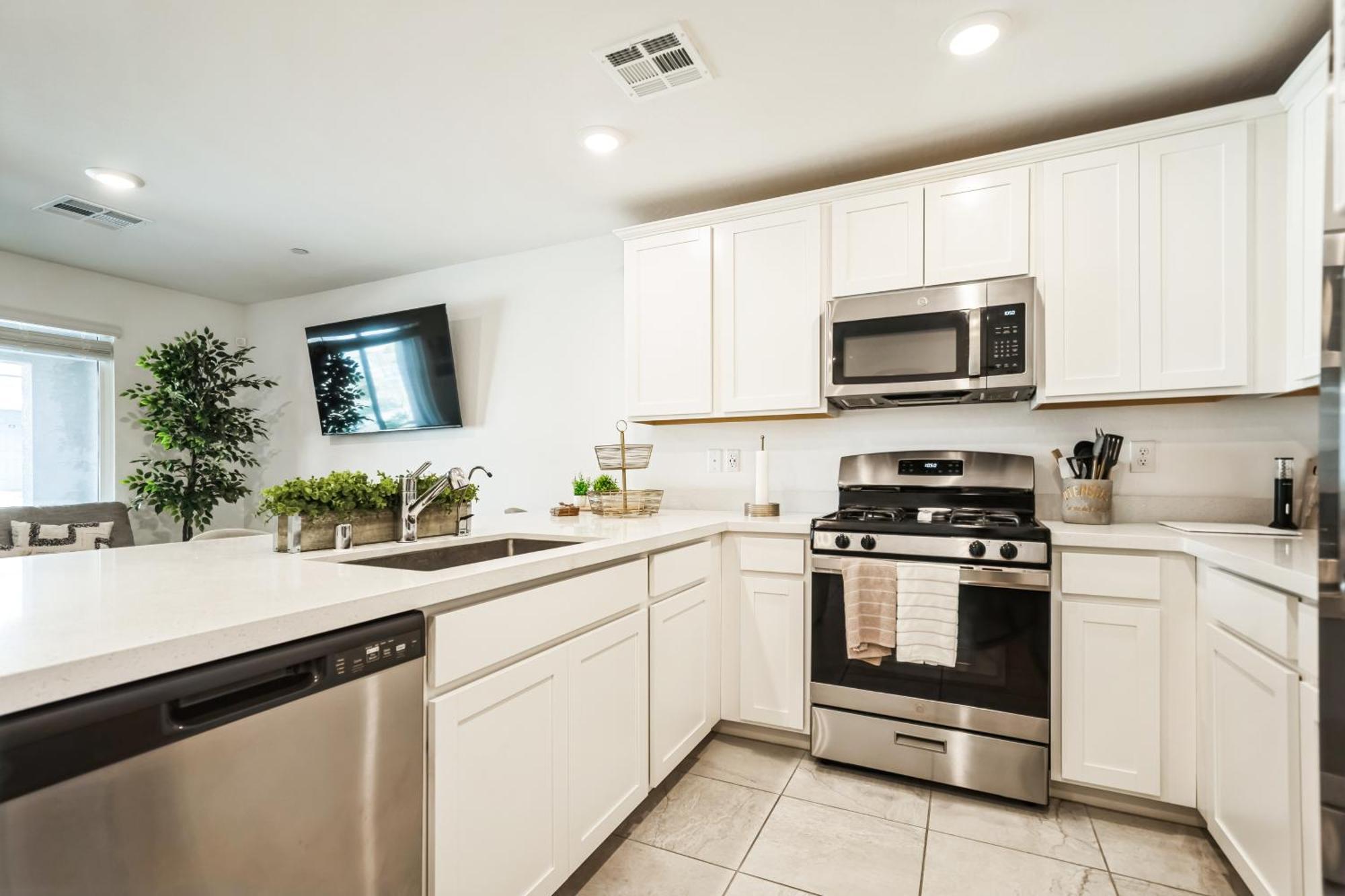 Villa New-available 1rst-stylish-mins To Summerlin Med-special Reduced Rates-nurses & Doctors Las Vegas