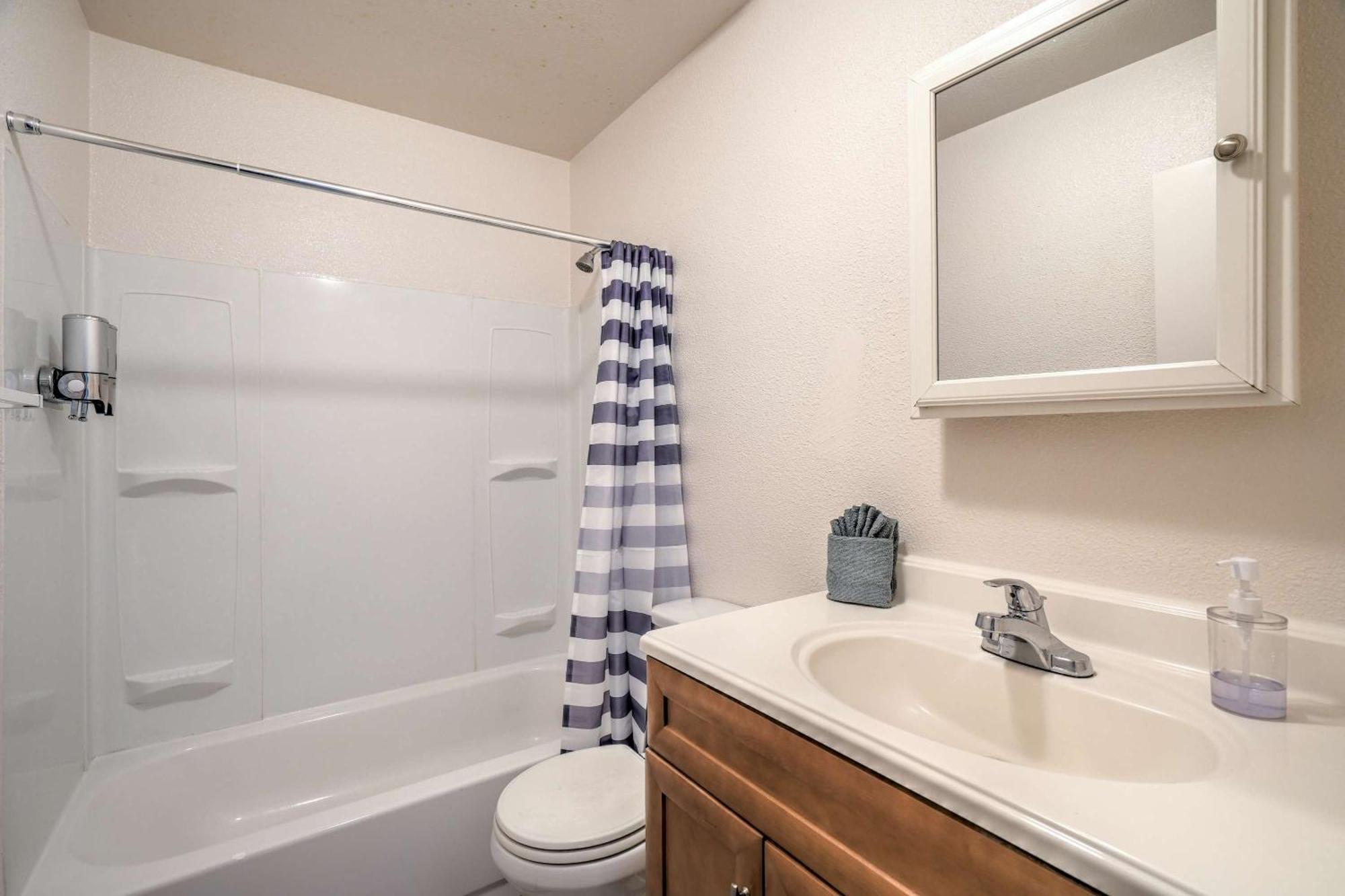 Your Vegas From Home! Sleeps 6! Las Vegas