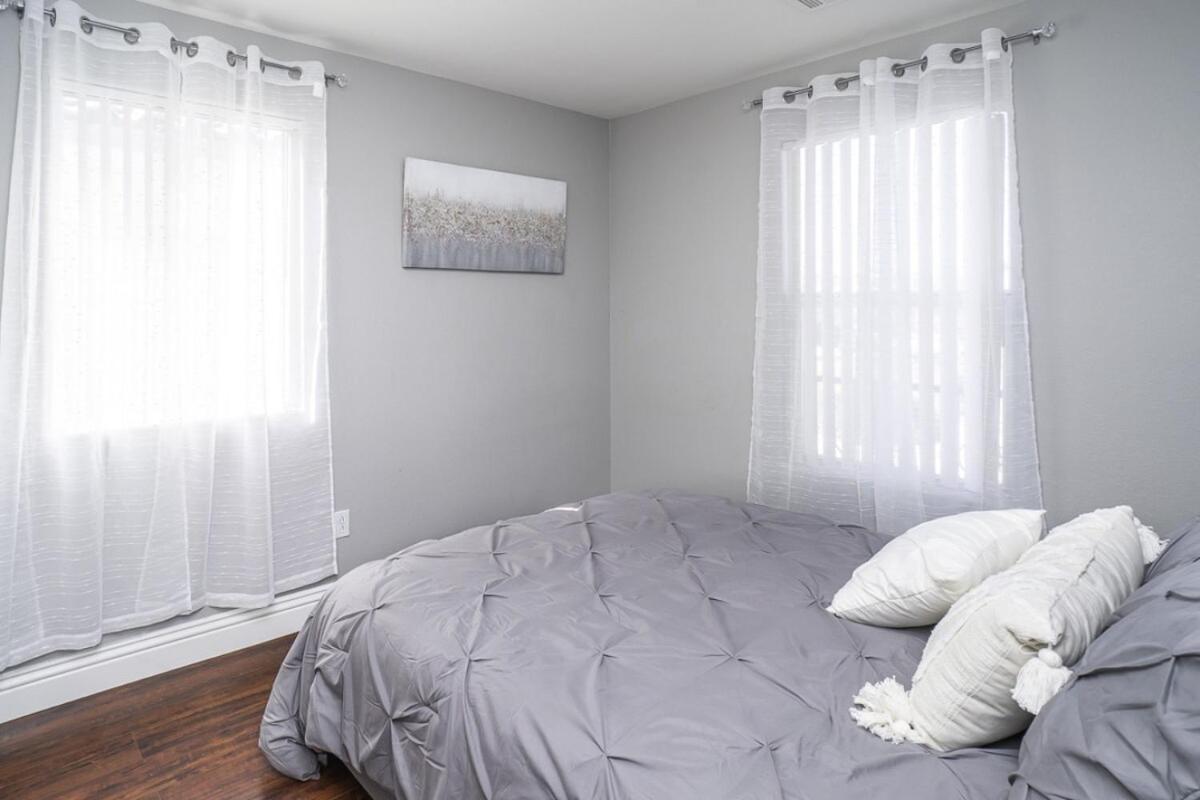 Viva Vegas Cozy 3br Minutes From The Strip Holiday home Las Vegas