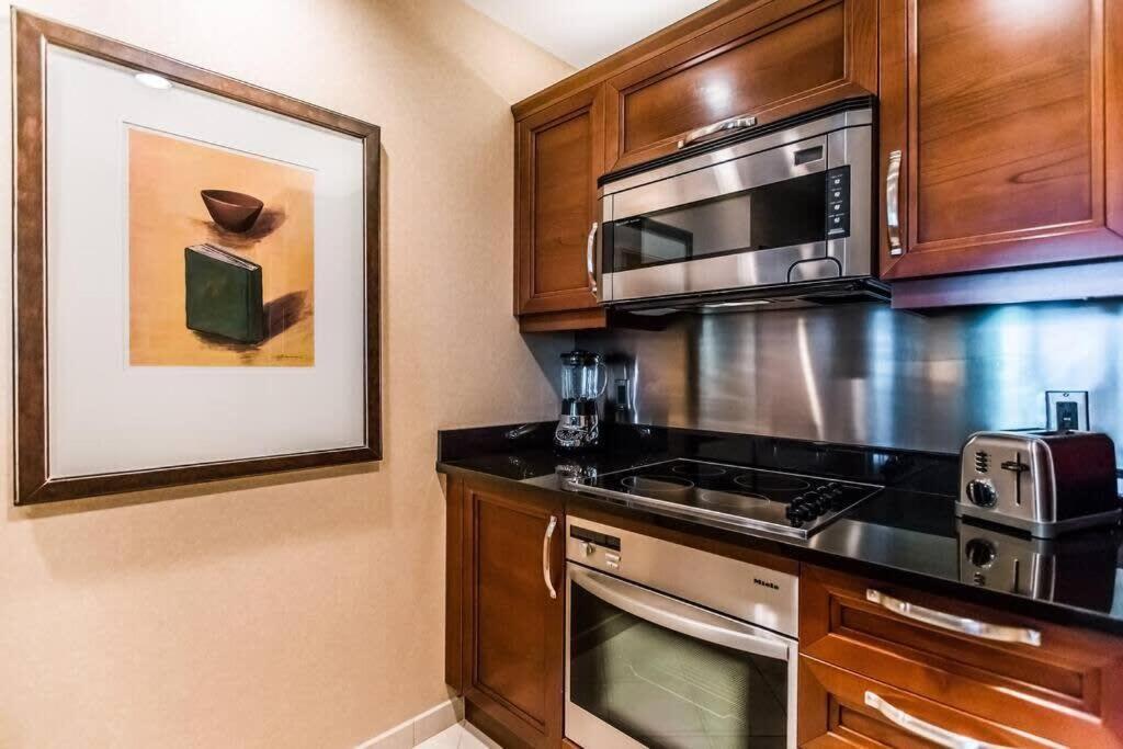 Apartment Stunning Mgm 1br W Airport & Mountain Views 10802 *