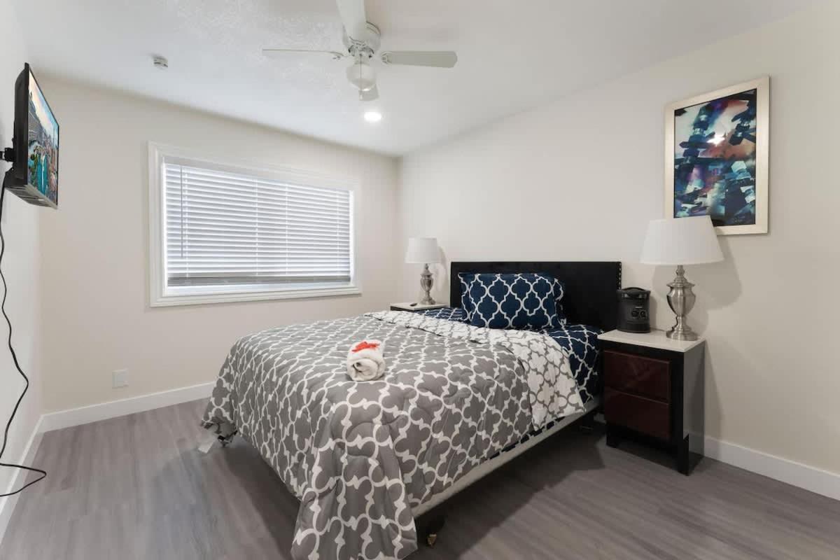 Exclusive Designer With Strip Views And Pool Villa Las Vegas