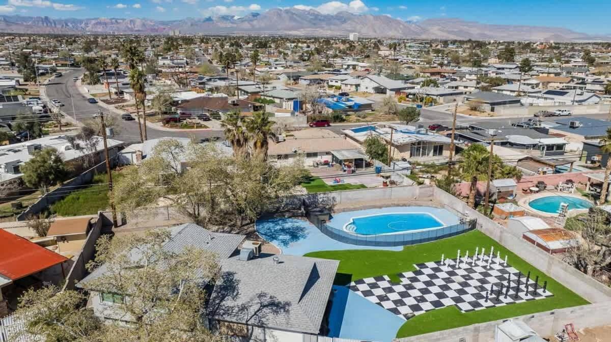 Exclusive Designer With Strip Views And Pool Villa Las Vegas