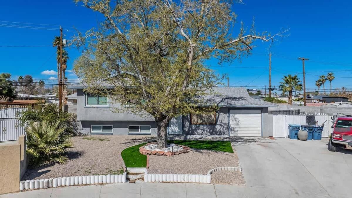Exclusive Designer With Strip Views And Pool Villa