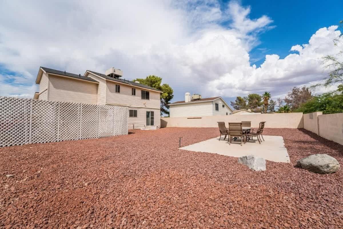 Holiday home Luxury Living Just Steps From The Strip Las Vegas