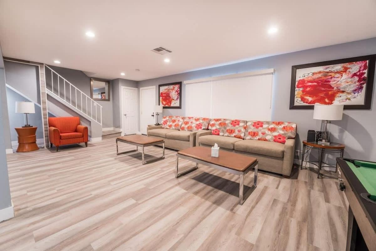 Holiday home Luxury Living Just Steps From The Strip