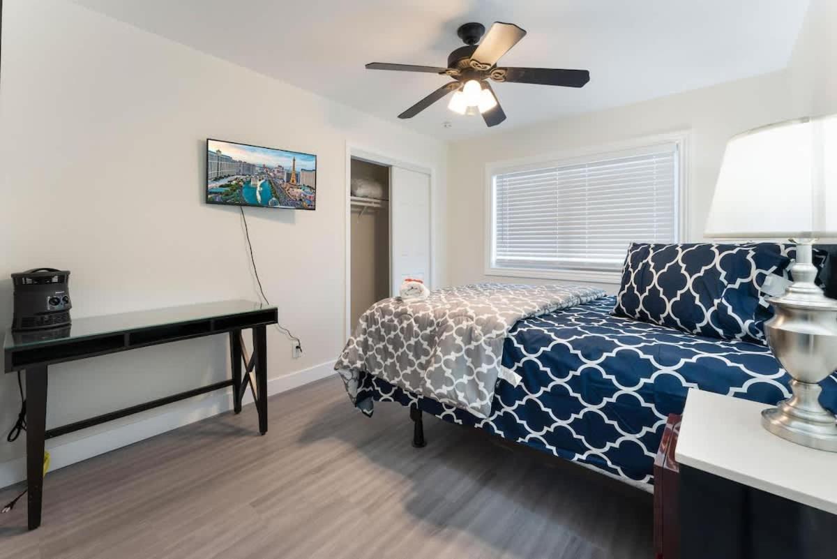 Exclusive Designer With Strip Views And Pool * Las Vegas
