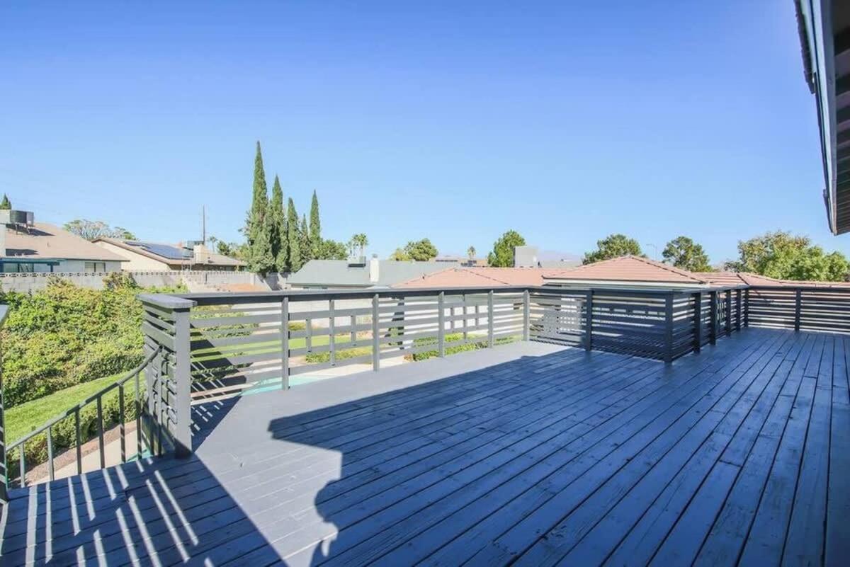 Exclusive Steps From The Vegas Strip Holiday home *