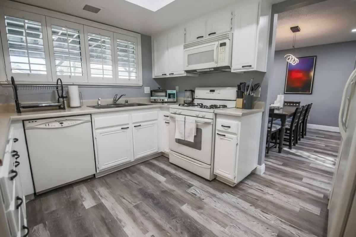 Exclusive Steps From The Vegas Strip Holiday home