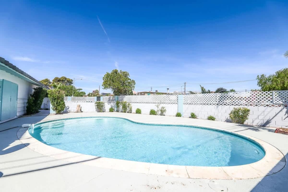 Villa Perfect Sunny W Pool Walking To Strip 30m Las Vegas