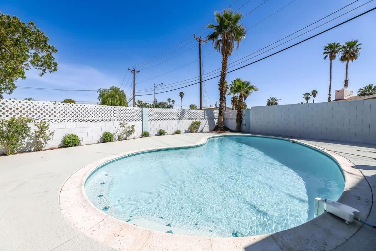 Perfect Sunny W Pool Walking To Strip 30m Villa Las Vegas
