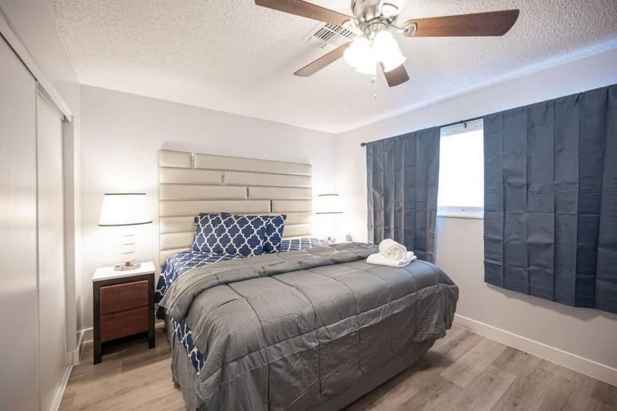 Vibrant Vegas Getaway W Pool Close To The Strip Holiday home *