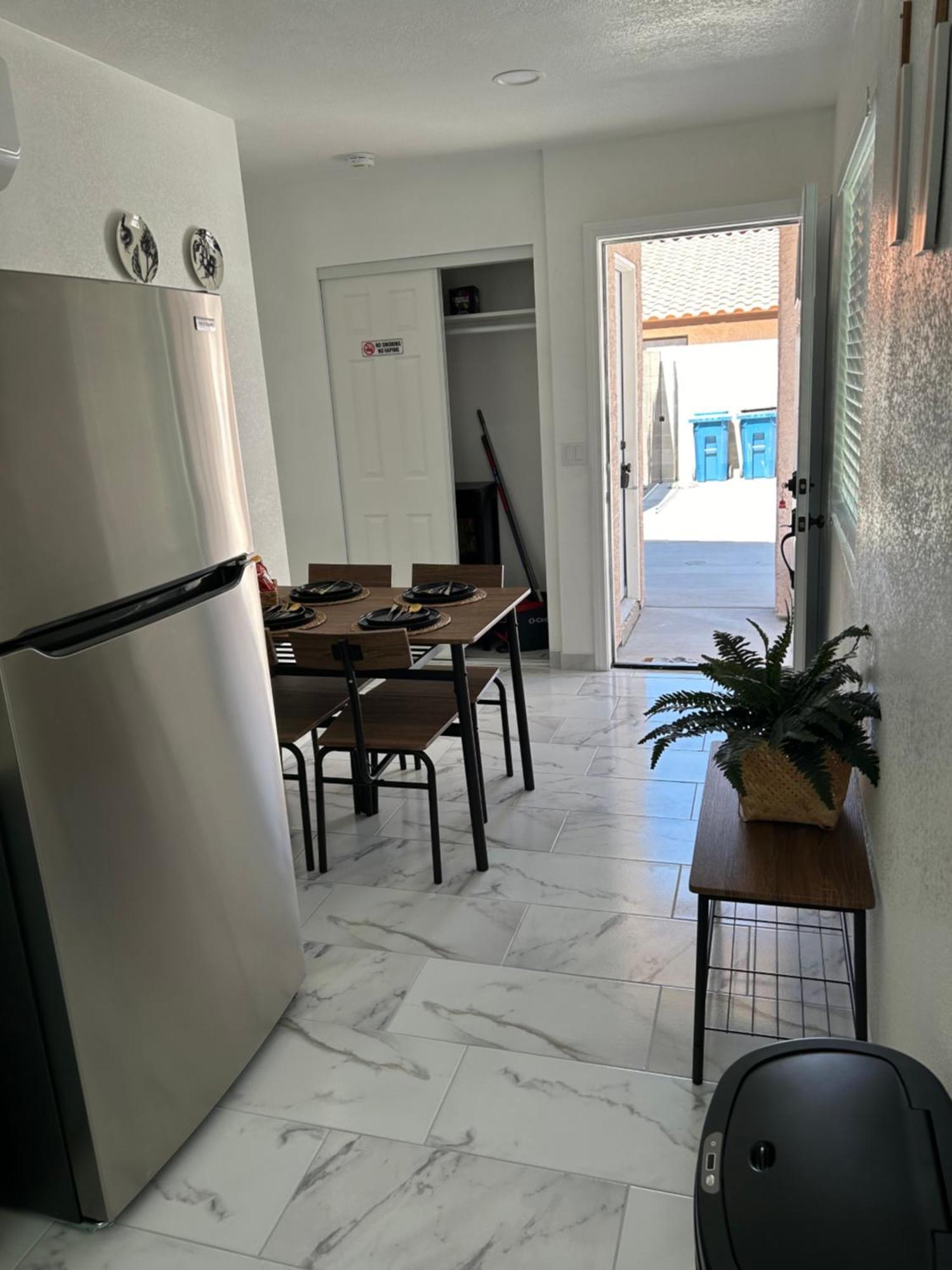 Apartment Excellent *
