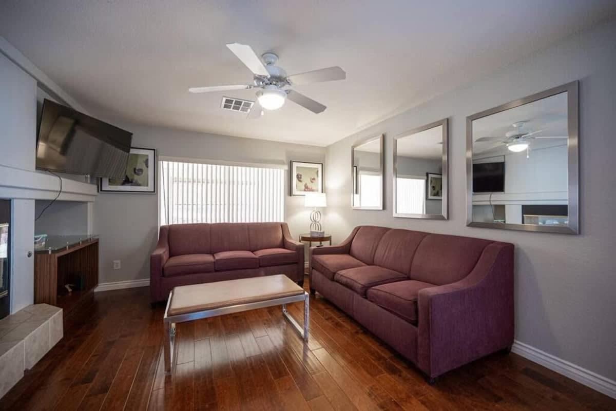 Modern Luxury Vegas Style Near The Strip * Las Vegas