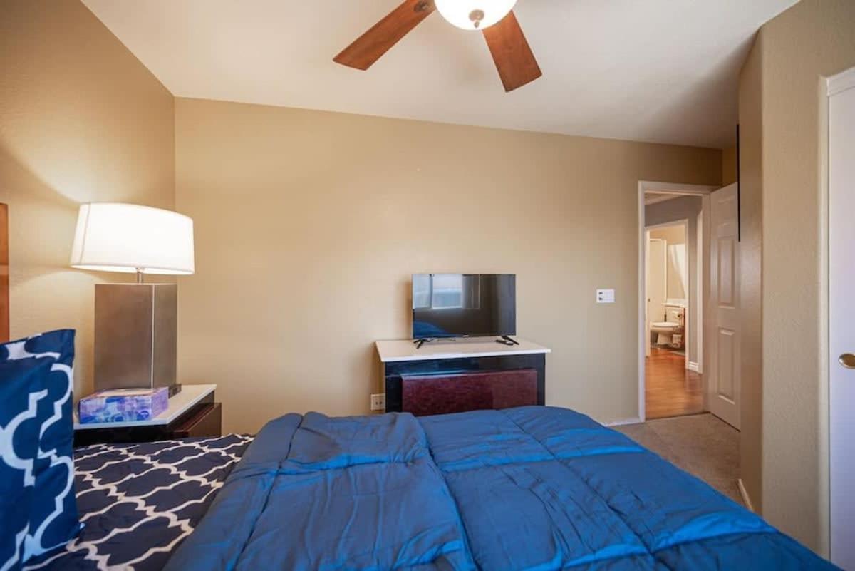 Modern Luxury Vegas Style Near The Strip * Las Vegas