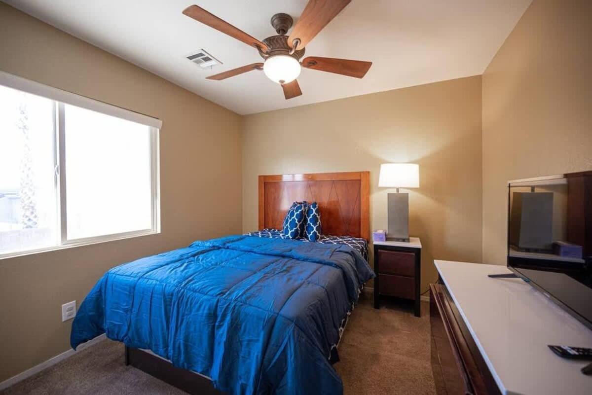 Modern Luxury Vegas Style Near The Strip *