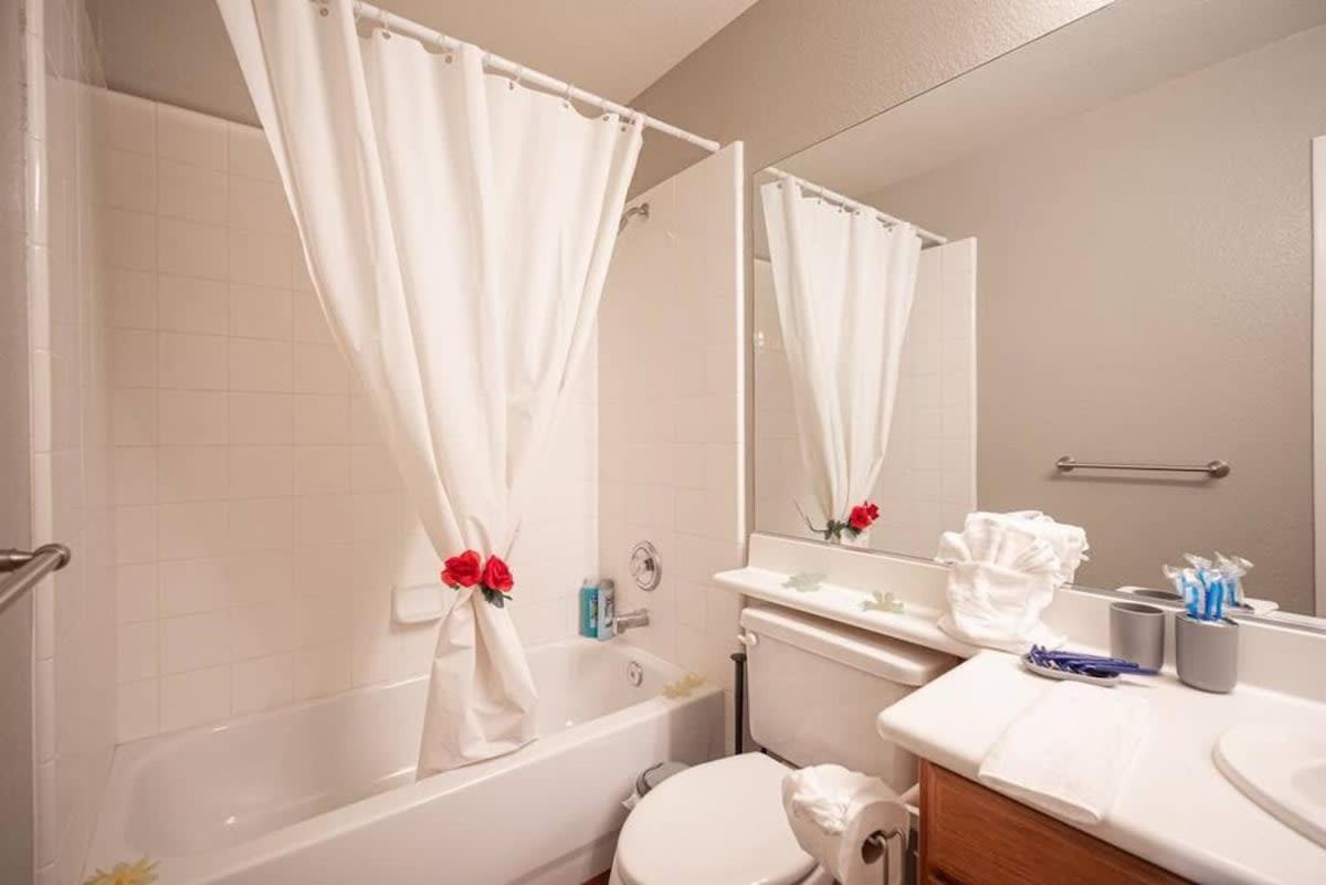 Modern Luxury Vegas Style Near The Strip * Las Vegas