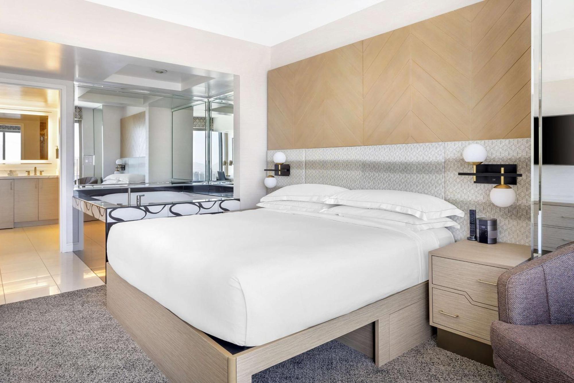 Hilton Grand Vacations Club Elara Center Strip Vegas Resort