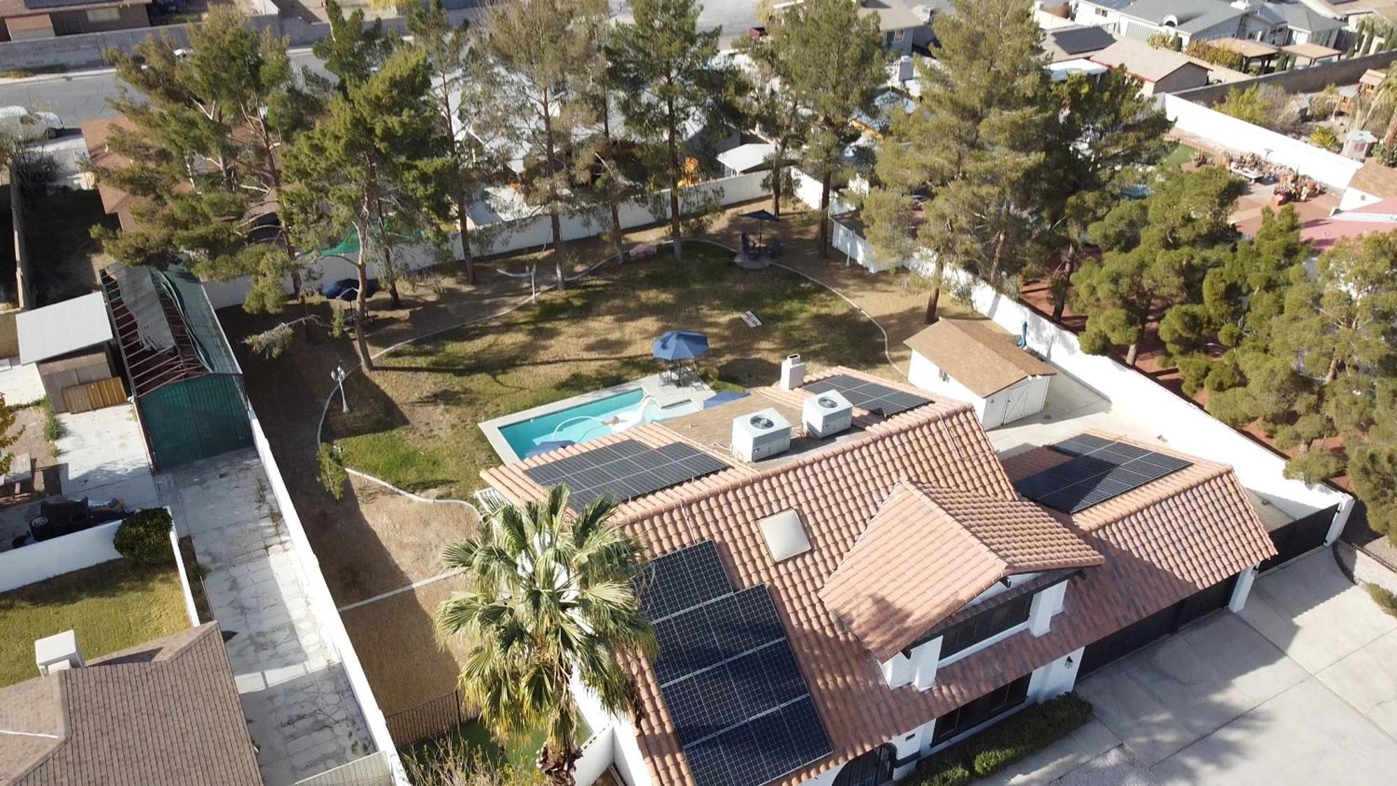 Beautiful Private Oasis With Pool And Hot Tub Villa