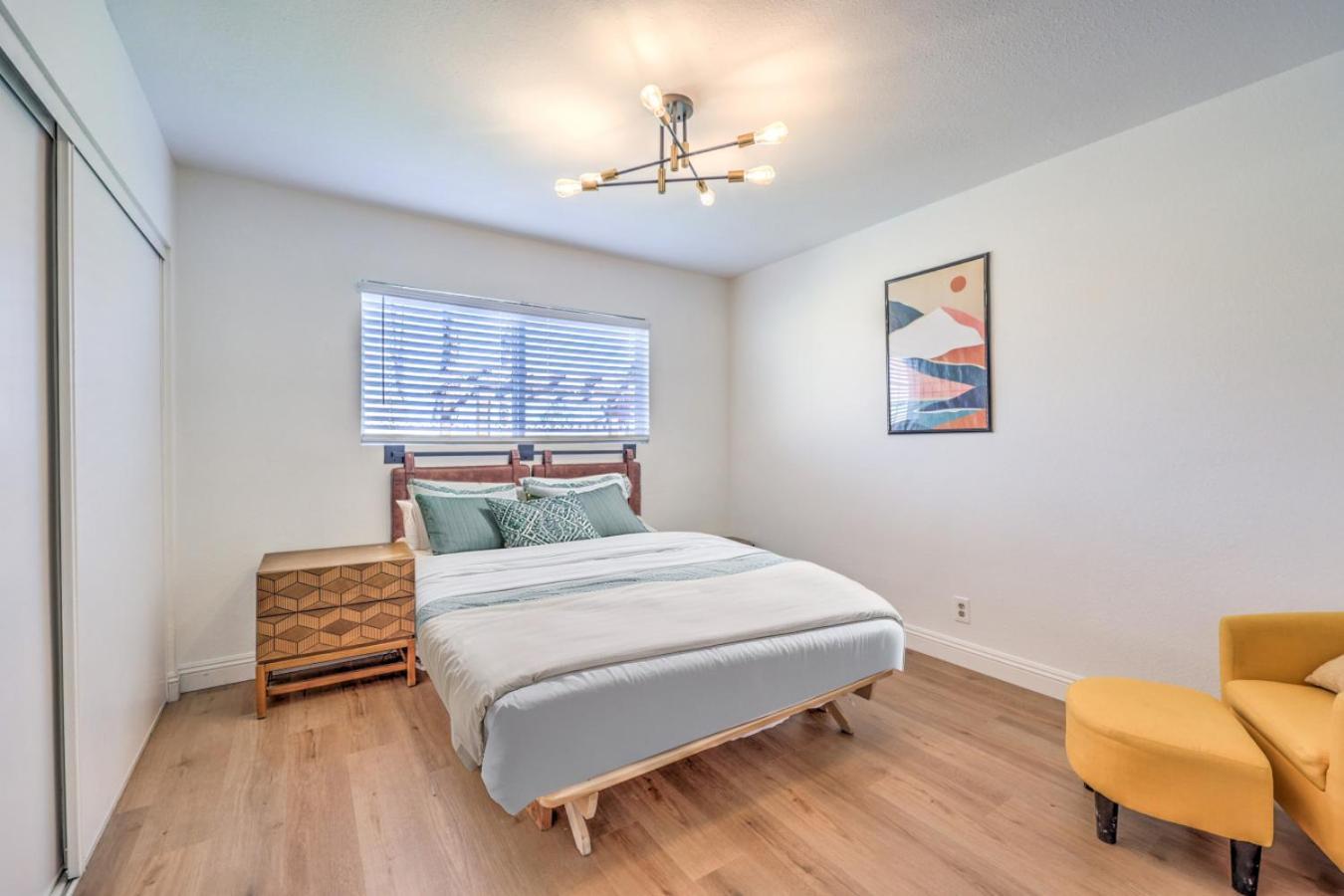 Holiday home Oasis Near Strip Pool Jacuzzi Deck Poker Las Vegas