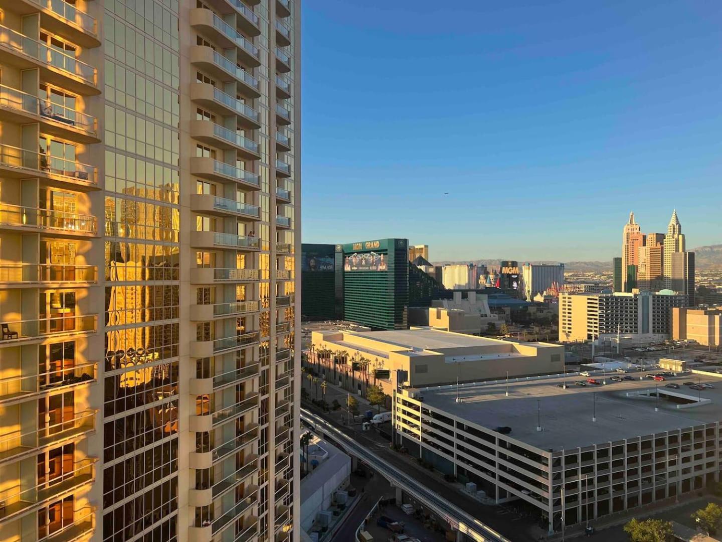 Mgm 1 Bedroom Balcony And Or Luxury Holiday home Las Vegas