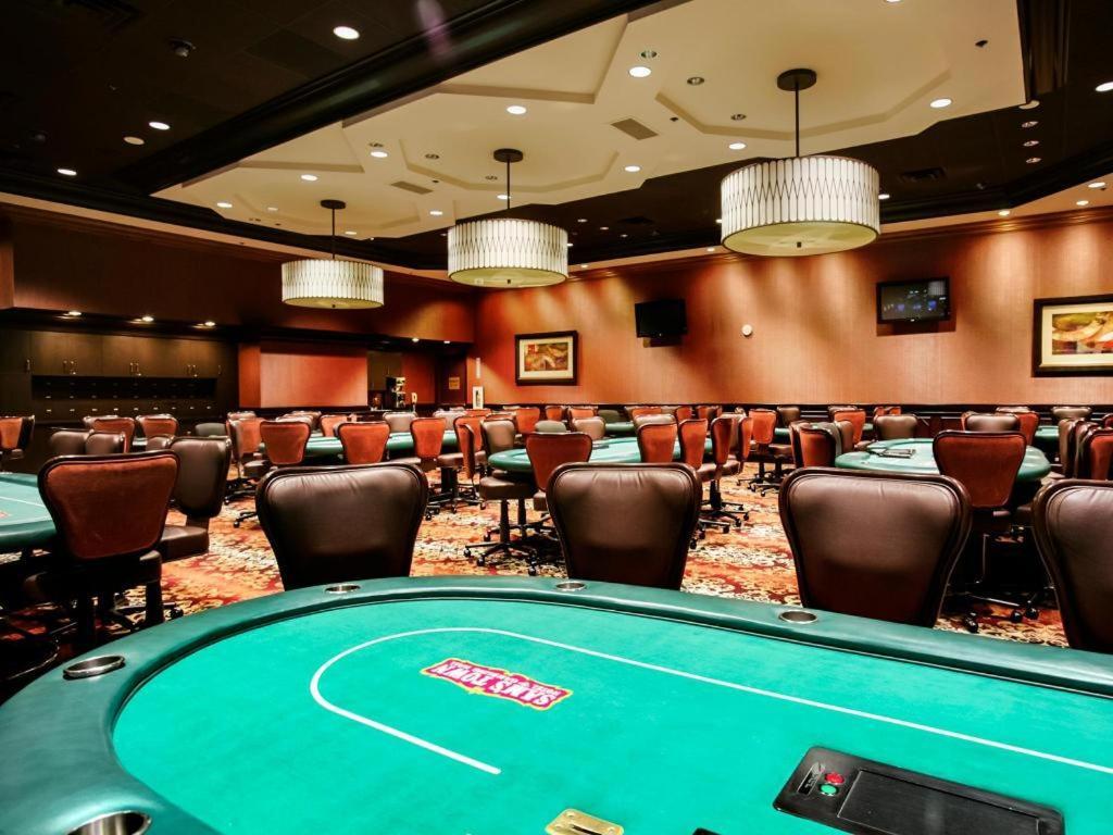 Sam's Town And Gambling Hall 3*