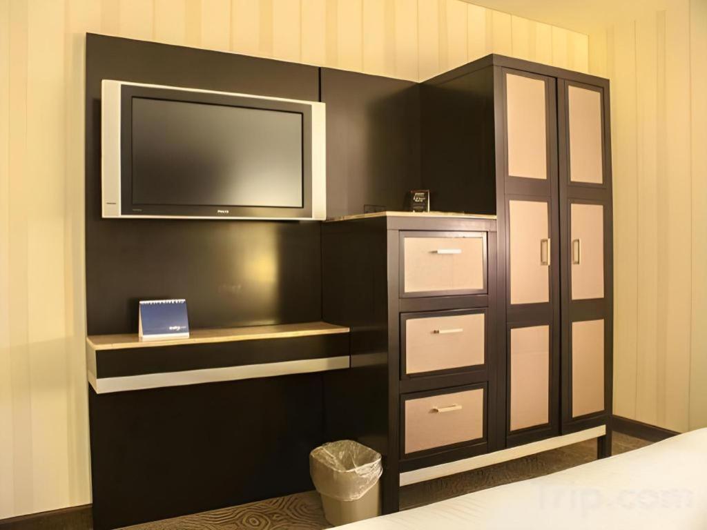 Gold Coast And Casino Resort 3*