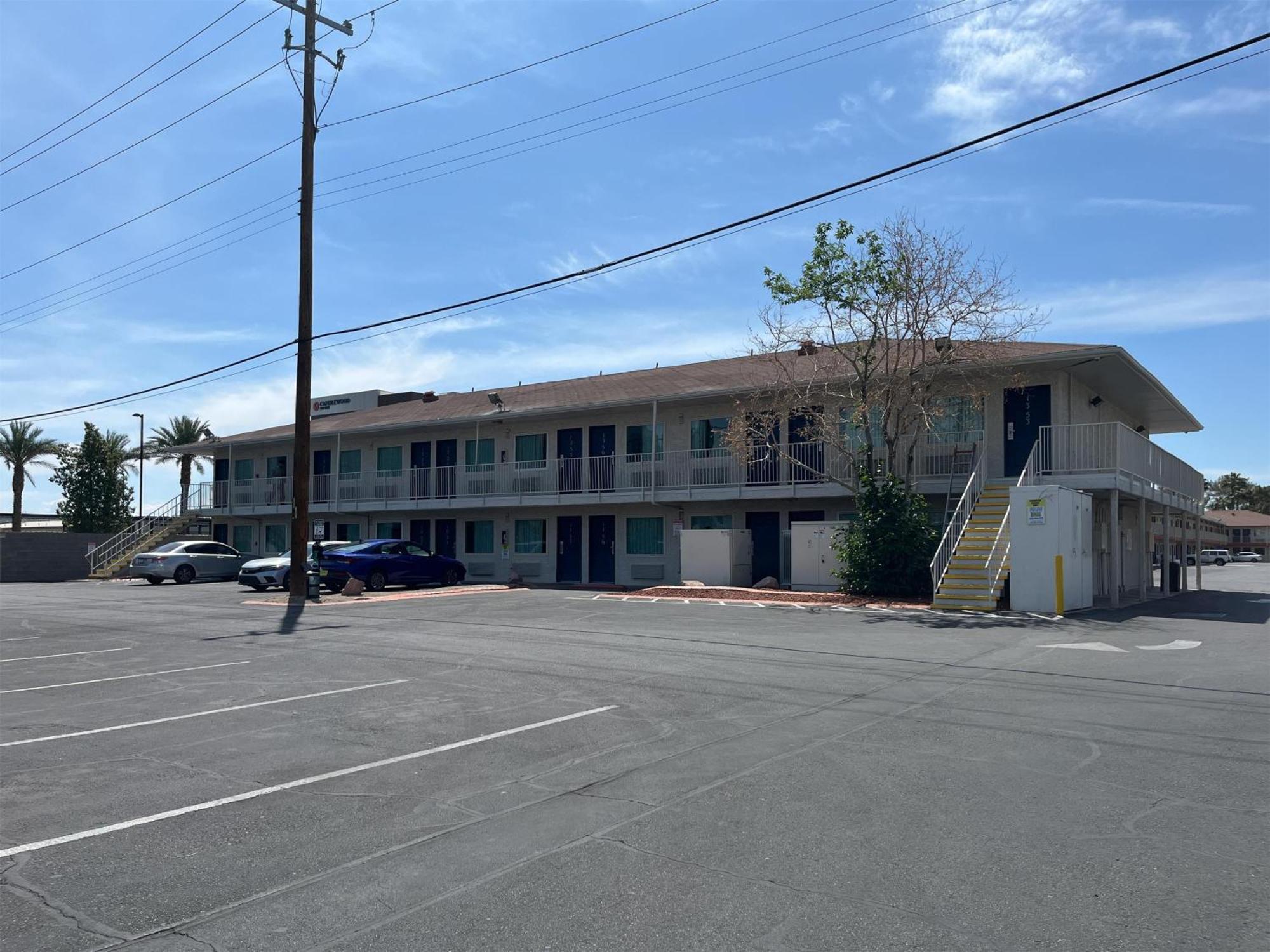 6 Vegas, Nv - Strip Hotel 4*