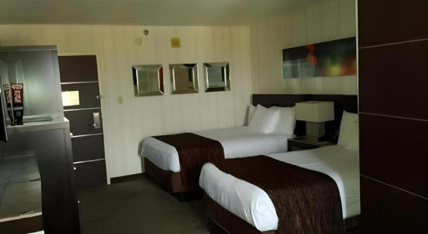 Gold Coast And Casino 3*