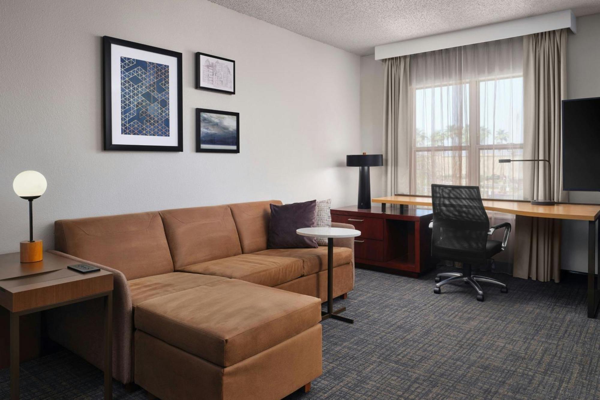 By Marriott Vegas Henderson/green Valley