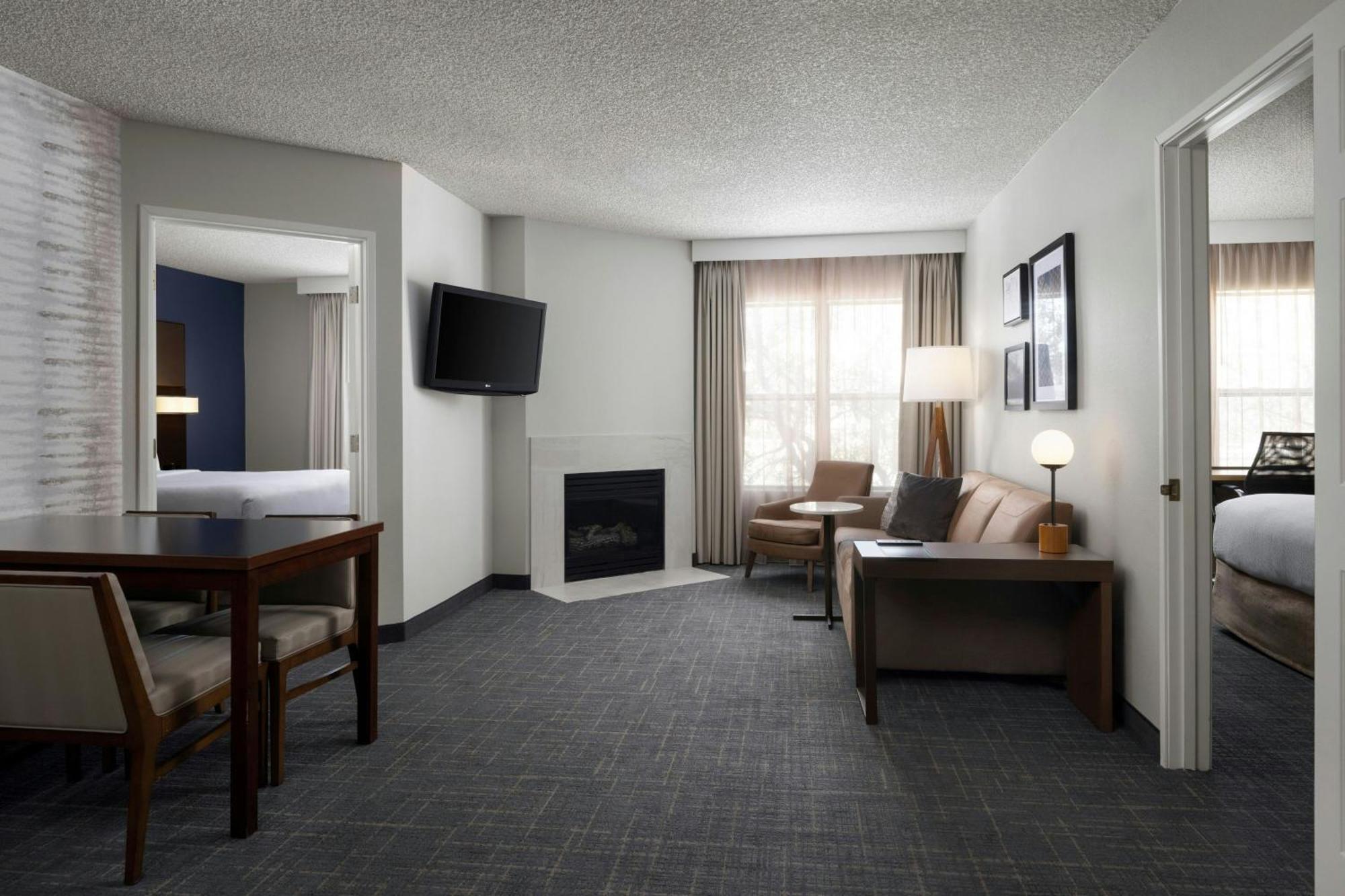By Marriott Vegas Henderson/green Valley Hotel