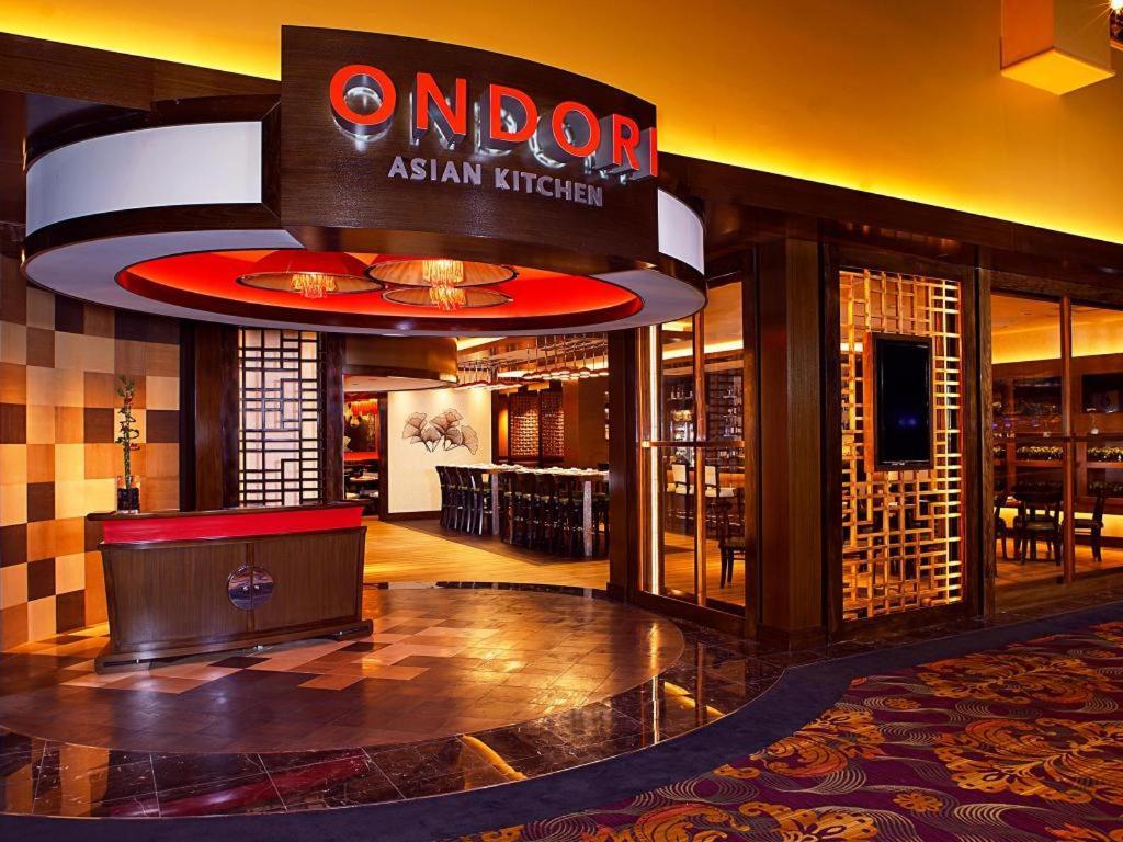 Resort Orleans And Casino Las Vegas