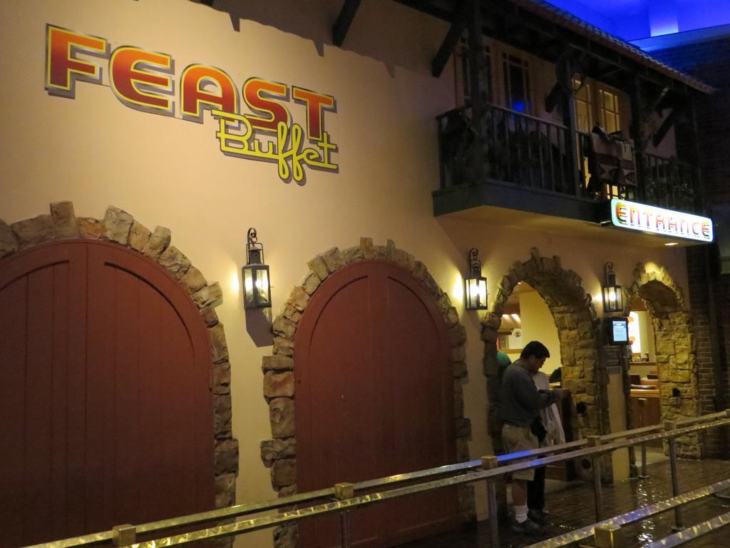 Texas Station Gambling Hall & 3*