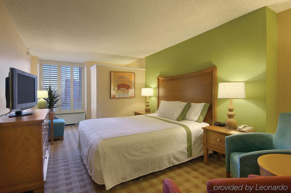 Hotel California And Casino
