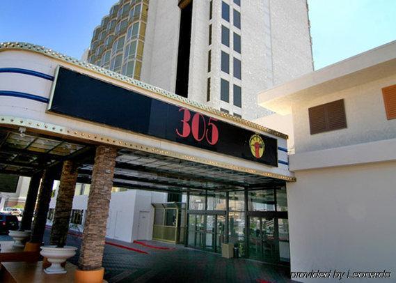 Clarion & Casino Hotel