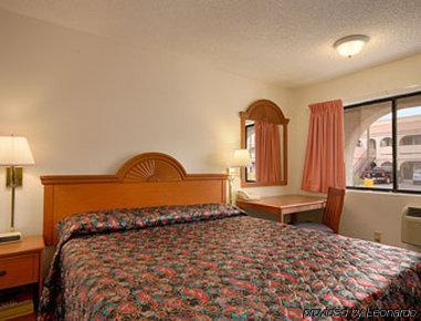 Express Vegas-nellis By Ihg Las Vegas