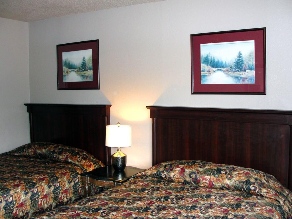 Motel 8