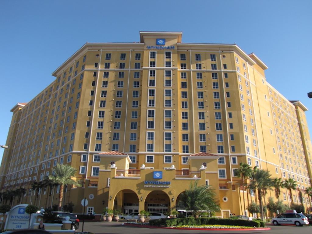 Resort Club Wyndham Grand Desert 3*