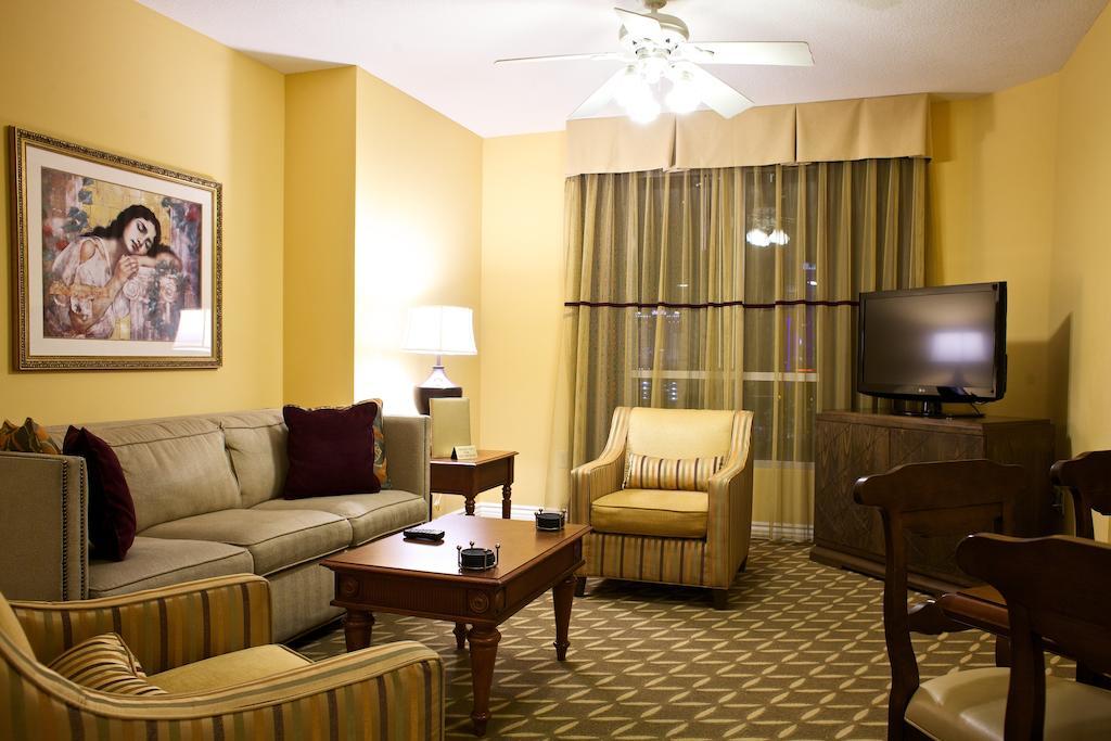 Resort Club Wyndham Grand Desert 3*