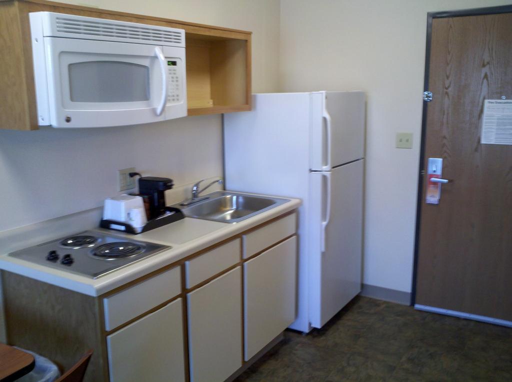 Hotel Howard Johnson Vegas / Near Nellis Afb