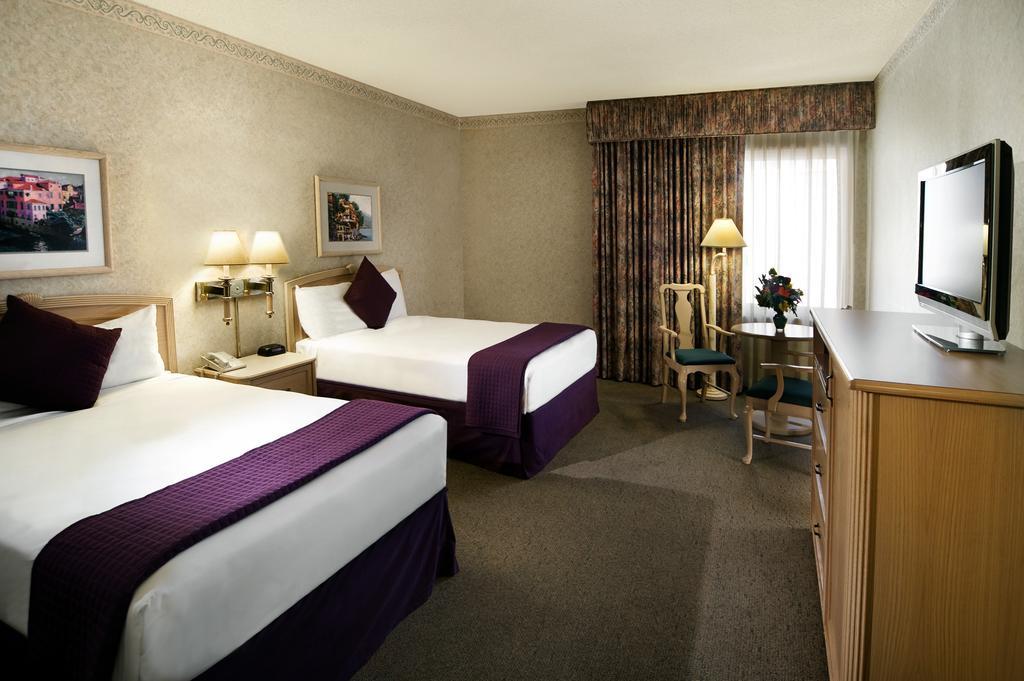 Hotel Riviera & Casino