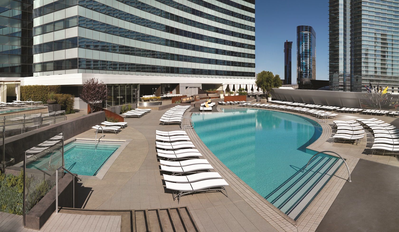Hotel Vdara & At Aria Vegas 5*
