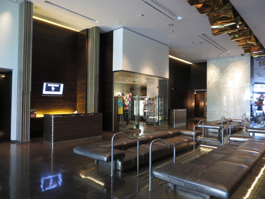 Aparthotel Palms Place With Balcony & Strip View *
