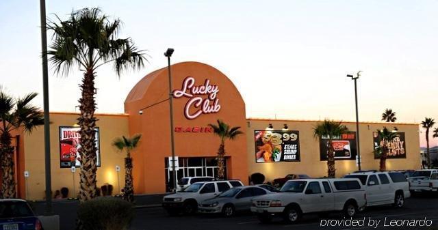 Lucky Club Casino & 2*