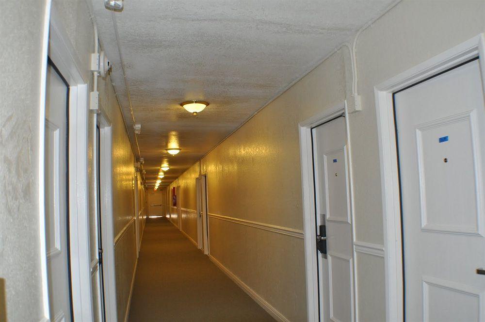 Super 8 By Wyndham Vegas North Strip/fremont St. Area 2*
