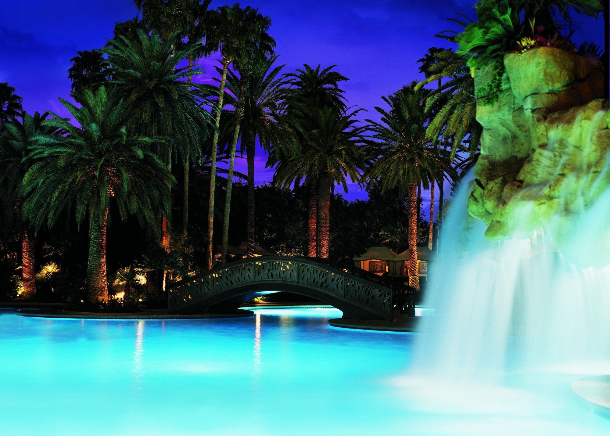 Resort The Mirage 4*
