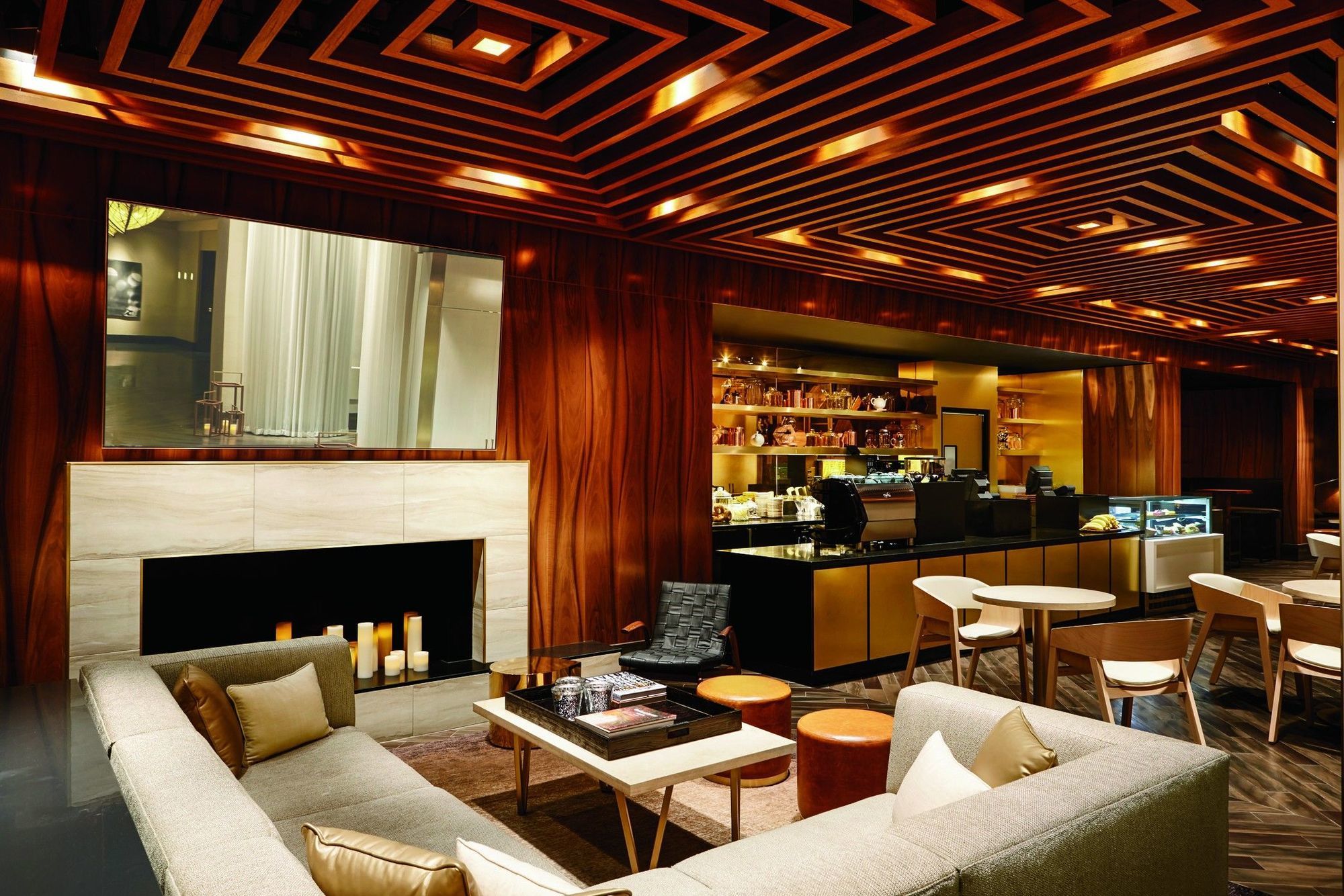Resort The W Vegas At Mandalay Bay By Suiteness Las Vegas