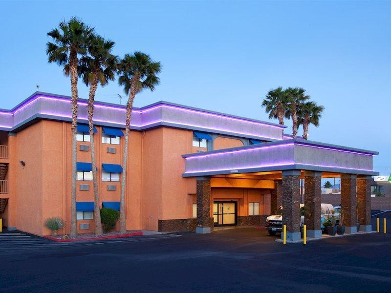 Hotel Western Mccarran 3*