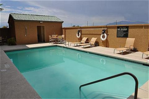 Express Vegas-nellis By Ihg Hotel