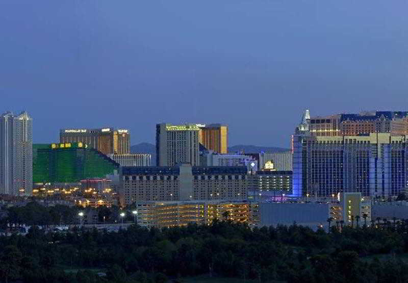 By Marriott Vegas Convention Center Hotel 3*
