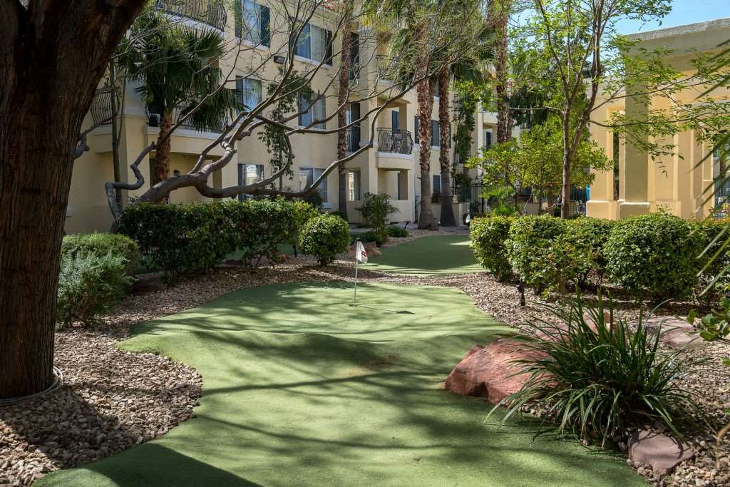 Club De Soleil All-suite